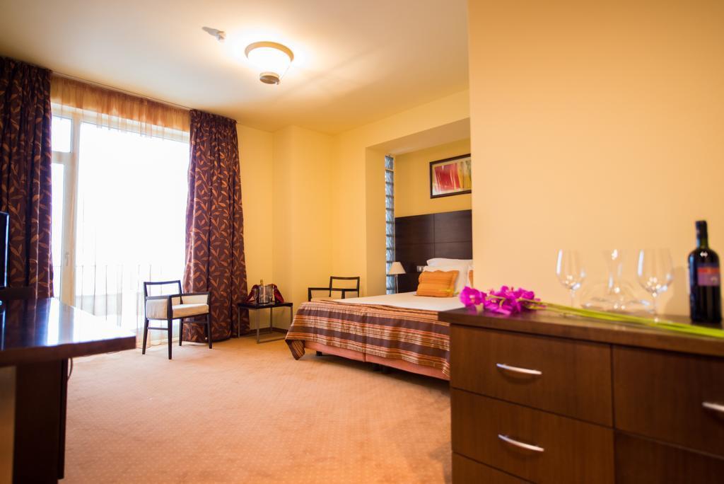 Imago Boutique Hotel Mamaia Esterno foto